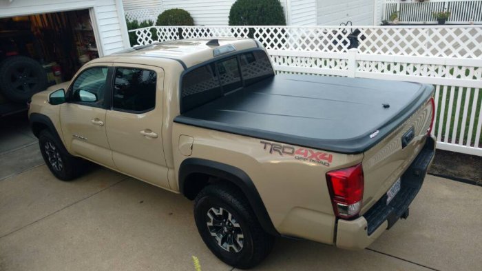 2019 tacoma oem bed cover